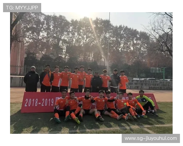 从八十年代辉煌到如今沉寂西安足球兴衰三十年风云录