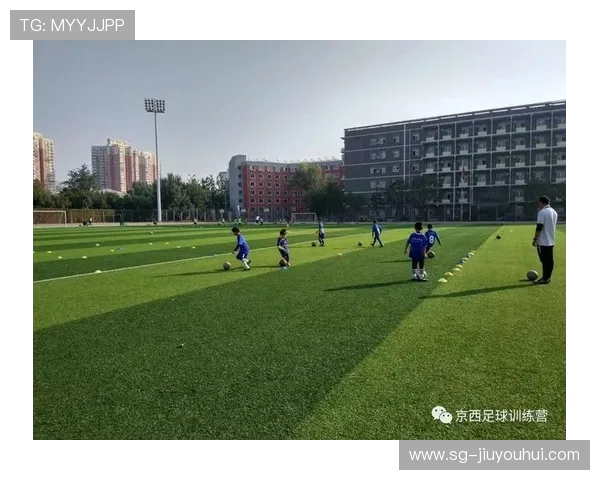 白城公共足球场联系方式及相关设施介绍